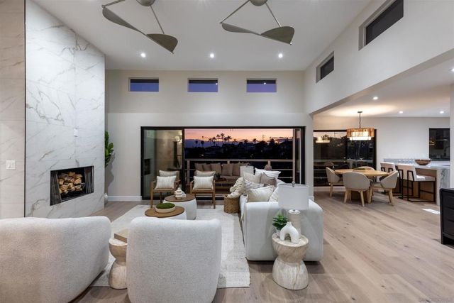 1694 Torrance St, San Diego, CA 92103
