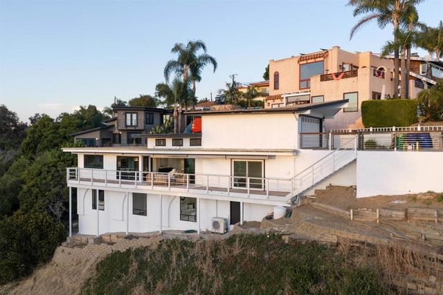 1694 Torrance St, San Diego, CA 92103