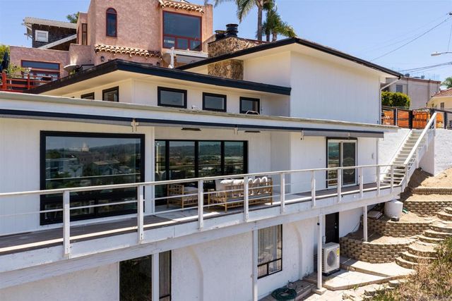 1694 Torrance St, San Diego, CA 92103