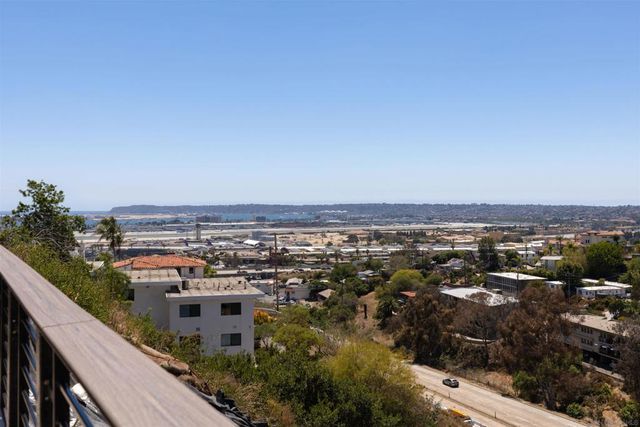 1694 Torrance St, San Diego, CA 92103