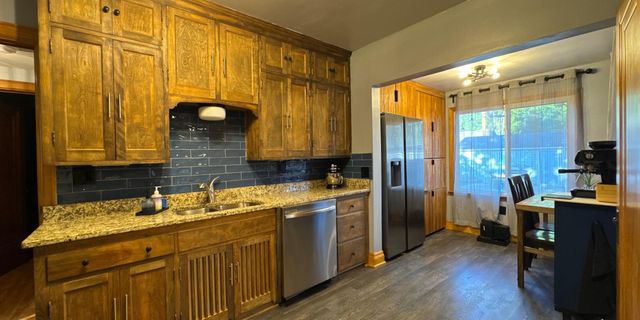 4630 Colfax Avenue N, Minneapolis, MN 55412