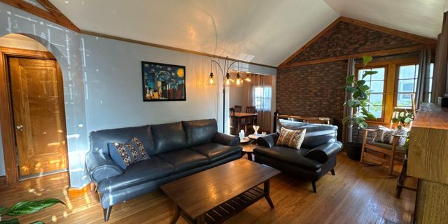 4630 Colfax Avenue N, Minneapolis, MN 55412