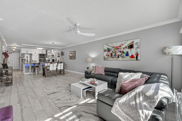 9200 Fairbanks Lane 1, Boca Raton, FL 33496