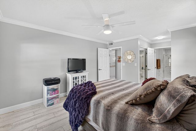 9200 Fairbanks Lane 1, Boca Raton, FL 33496