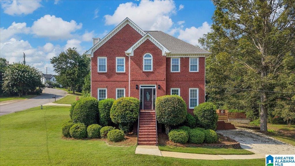 2075 CROSSCREST DRIVE, Hoover, AL 35244