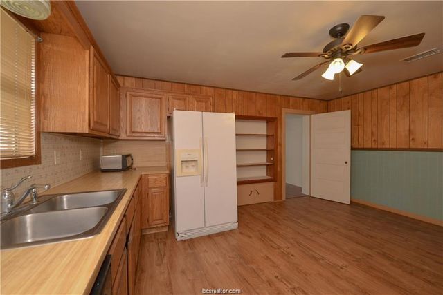 4339 Fm 974, Bryan, TX 77808