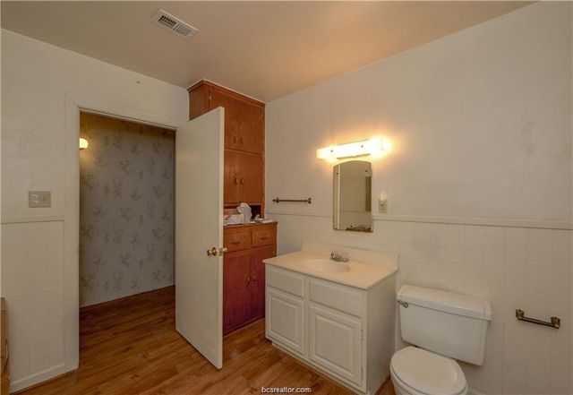 4339 Fm 974, Bryan, TX 77808