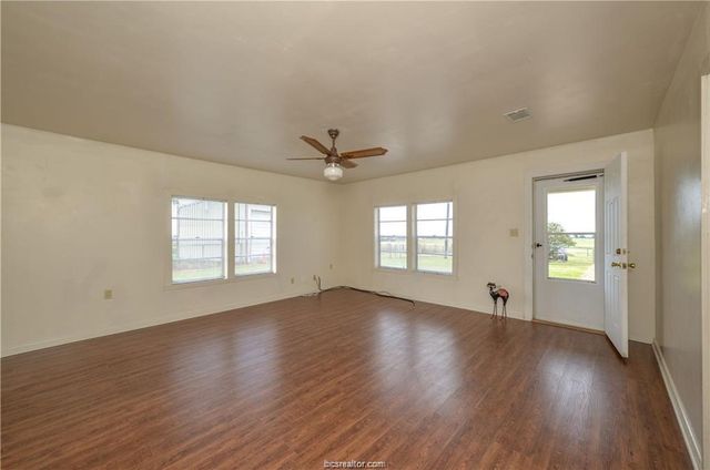 4339 Fm 974, Bryan, TX 77808