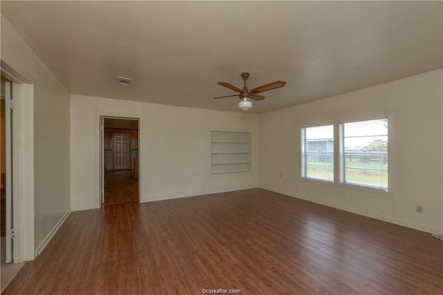 4339 Fm 974, Bryan, TX 77808