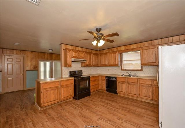 4339 Fm 974, Bryan, TX 77808