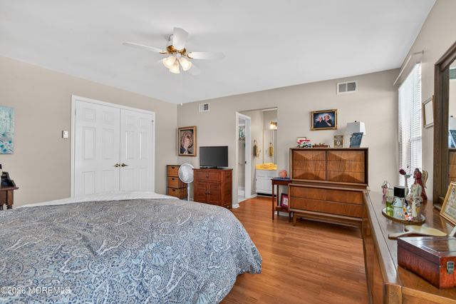 38 Mansfield Avenue, Manchester, NJ 08759