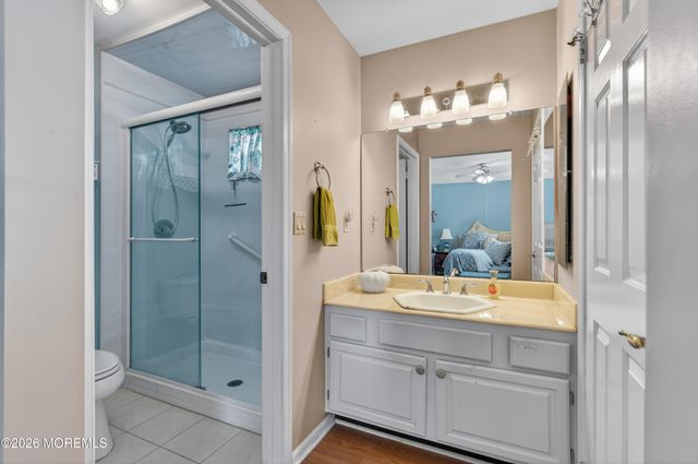 38 Mansfield Avenue, Manchester, NJ 08759