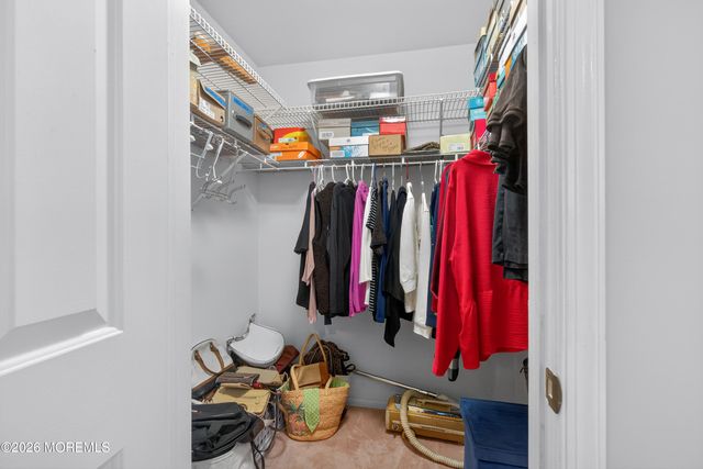 38 Mansfield Avenue, Manchester, NJ 08759