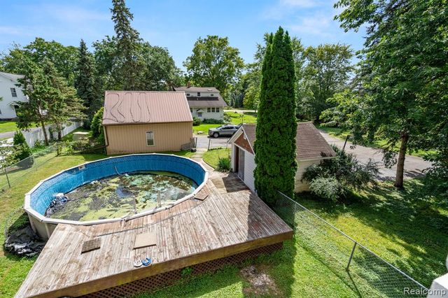 58840 Pontiac Trail, New Hudson, MI 48165