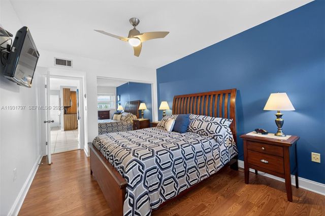 415 NE 2nd St 224, Hallandale Beach, FL 33009