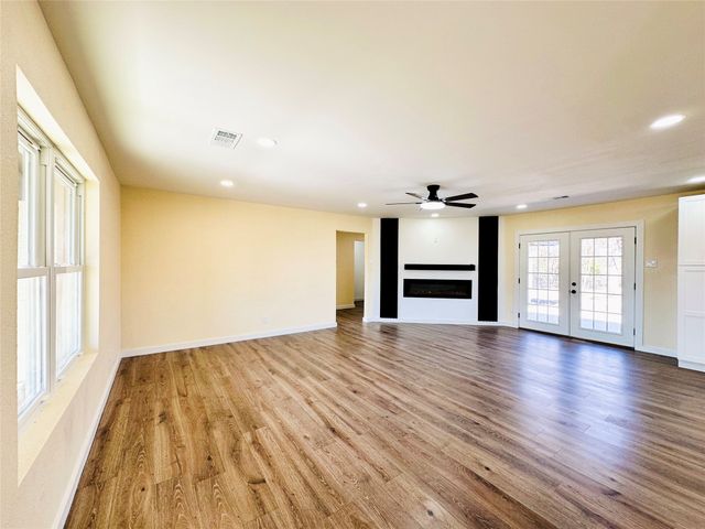 6300 Lumley Road, Mesquite, TX 75181