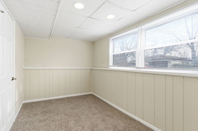 16419 Woodlawn West Avenue, South Holland, IL 60473