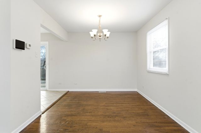 16419 Woodlawn West Avenue, South Holland, IL 60473