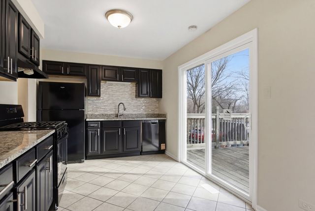 16419 Woodlawn West Avenue, South Holland, IL 60473