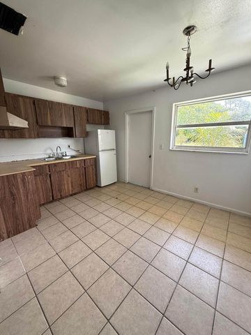 1794 Juno Road 5, North Palm Beach, FL 33408