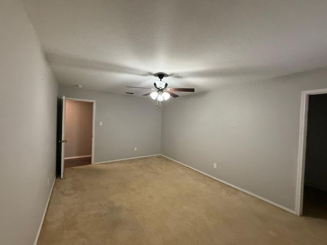 1112 Beaverwood Lane, Crowley, TX 76036