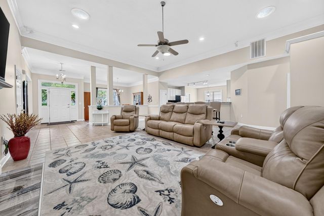 48 Alexander Glennie Dr., Pawleys Island, SC 29585