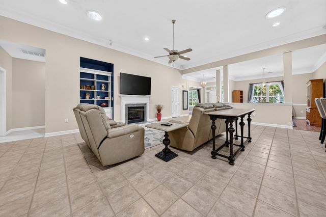48 Alexander Glennie Dr., Pawleys Island, SC 29585