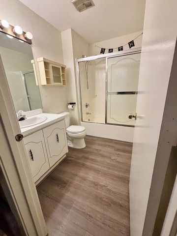 272 Greenbrook Drive 272, Stoughton, MA 02072