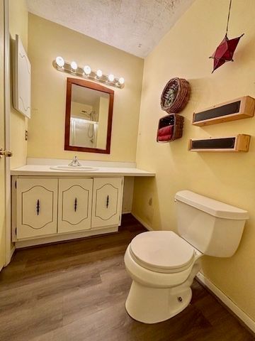 272 Greenbrook Drive 272, Stoughton, MA 02072