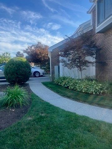 272 Greenbrook Drive 272, Stoughton, MA 02072