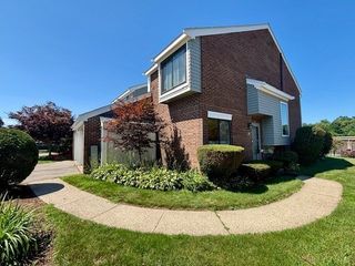 272 Greenbrook Drive 272, Stoughton, MA 02072