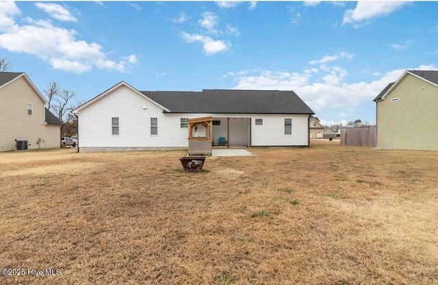 9735 Chapman Road, Bailey, NC 27807