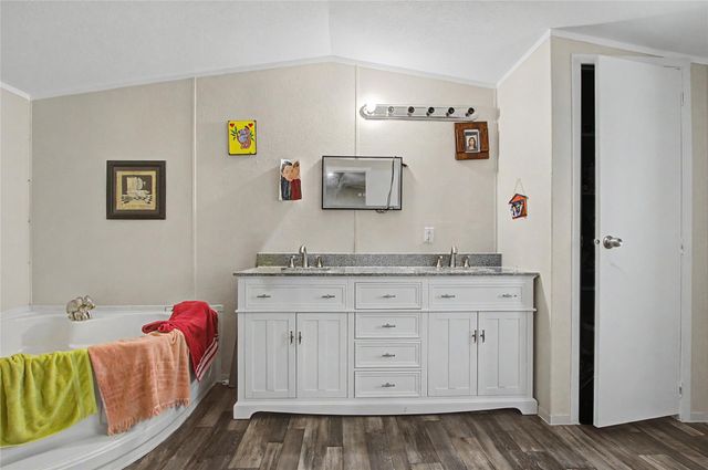 5779 Road 3550, Cleveland, TX 77327