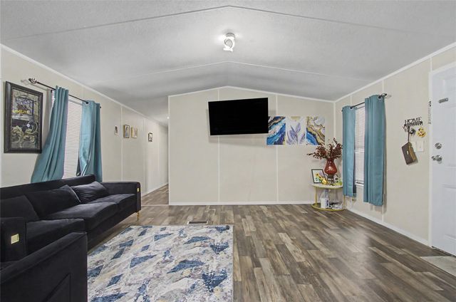 5779 Road 3550, Cleveland, TX 77327