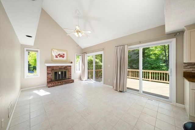 7 Hundred Oaks Ln, Ashland, MA 01721