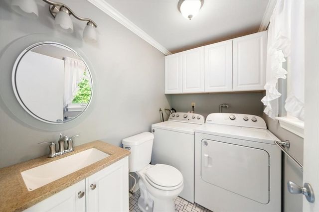 7 Hundred Oaks Ln, Ashland, MA 01721