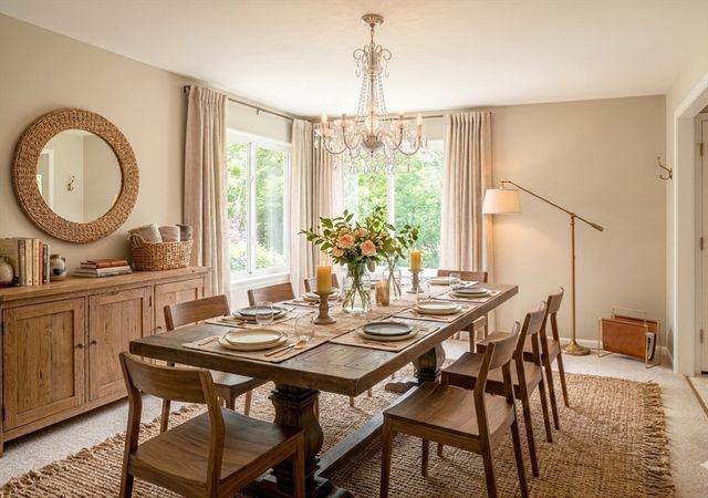 7 Hundred Oaks Ln, Ashland, MA 01721