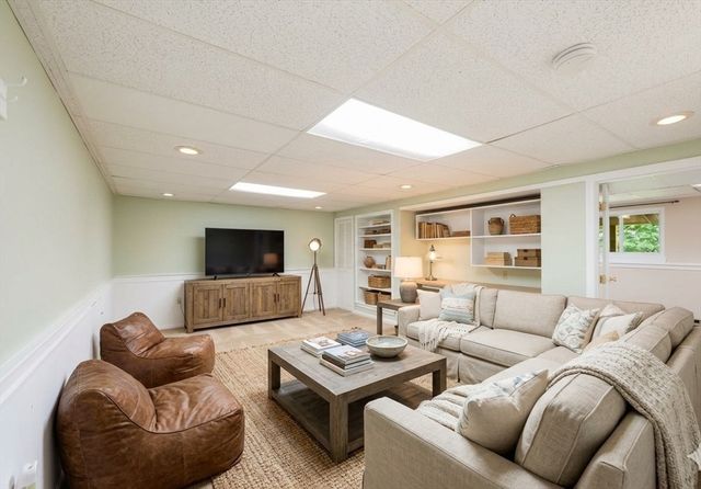 7 Hundred Oaks Ln, Ashland, MA 01721