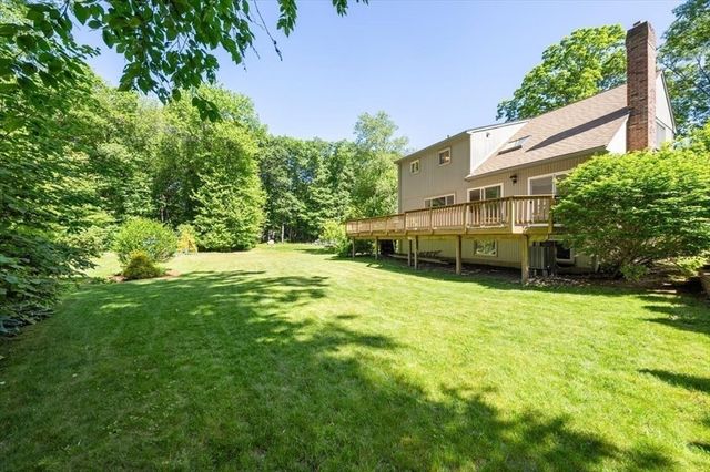 7 Hundred Oaks Ln, Ashland, MA 01721