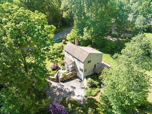 7 Hundred Oaks Ln, Ashland, MA 01721
