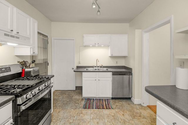 83 King Street E, Saint Paul, MN 55107