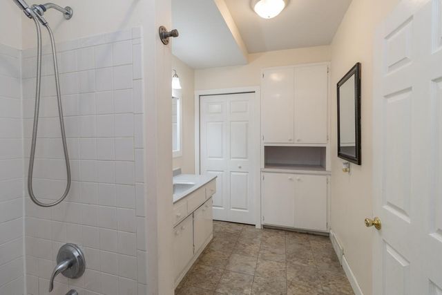 83 King Street E, Saint Paul, MN 55107