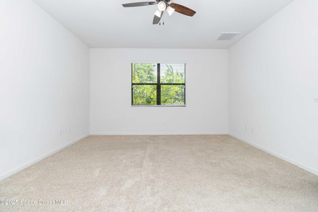 947 Remington Green Drive SE, Palm Bay, FL 32909