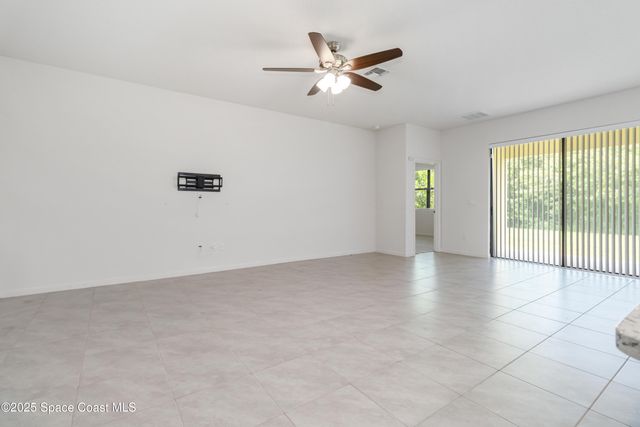 947 Remington Green Drive SE, Palm Bay, FL 32909