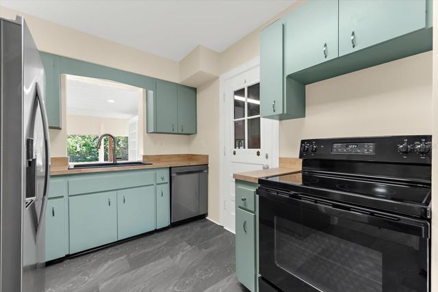 7807 SENRAB DRIVE, Bradenton, FL 34209