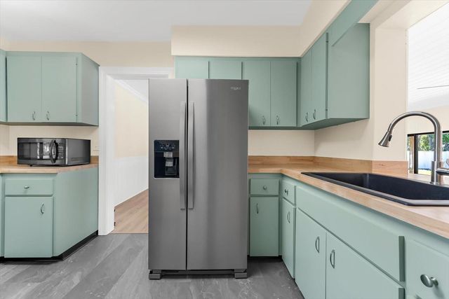 7807 SENRAB DRIVE, Bradenton, FL 34209