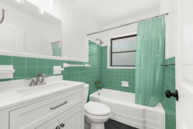 7807 SENRAB DRIVE, Bradenton, FL 34209