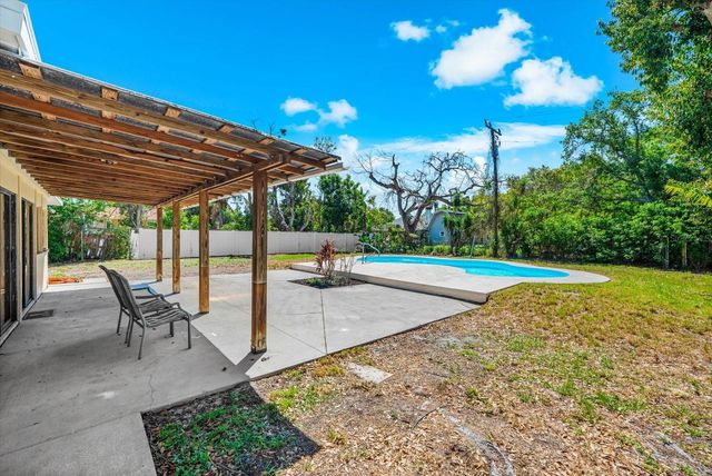 7807 SENRAB DRIVE, Bradenton, FL 34209