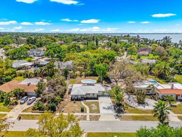 7807 SENRAB DRIVE, Bradenton, FL 34209