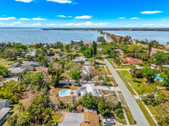 7807 SENRAB DRIVE, Bradenton, FL 34209